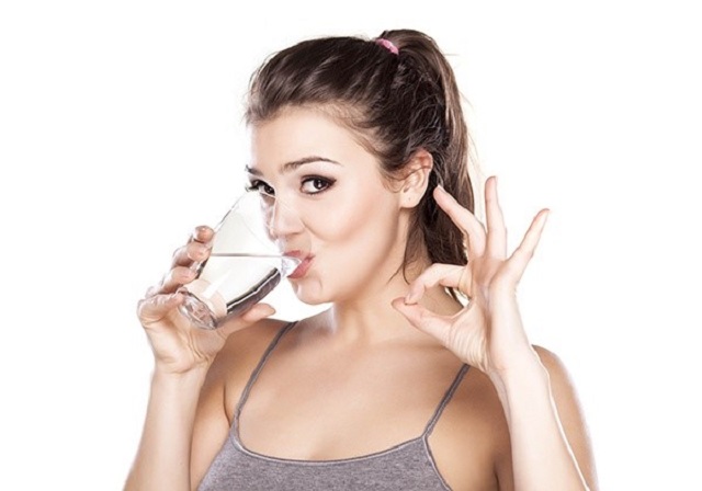 Uống nước lọc vào giúp bạn giảm cân an toàn