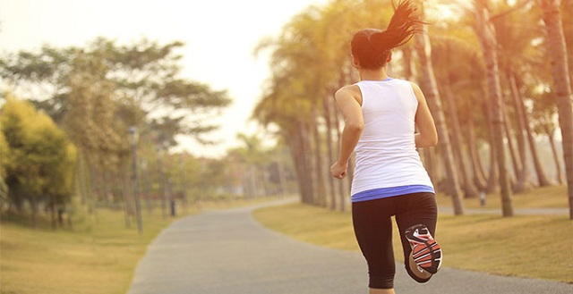 Chạy bộ không những làm giảm mỡ bụng, còn có thể tiêu hao mỡ thừa toàn thân