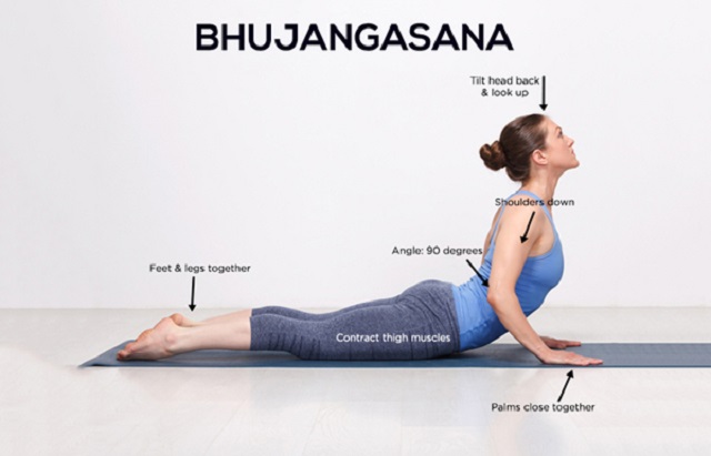 Tư thế Bhujangasana giúp cơ thể thoải mái, giảm mỡ vòng eo