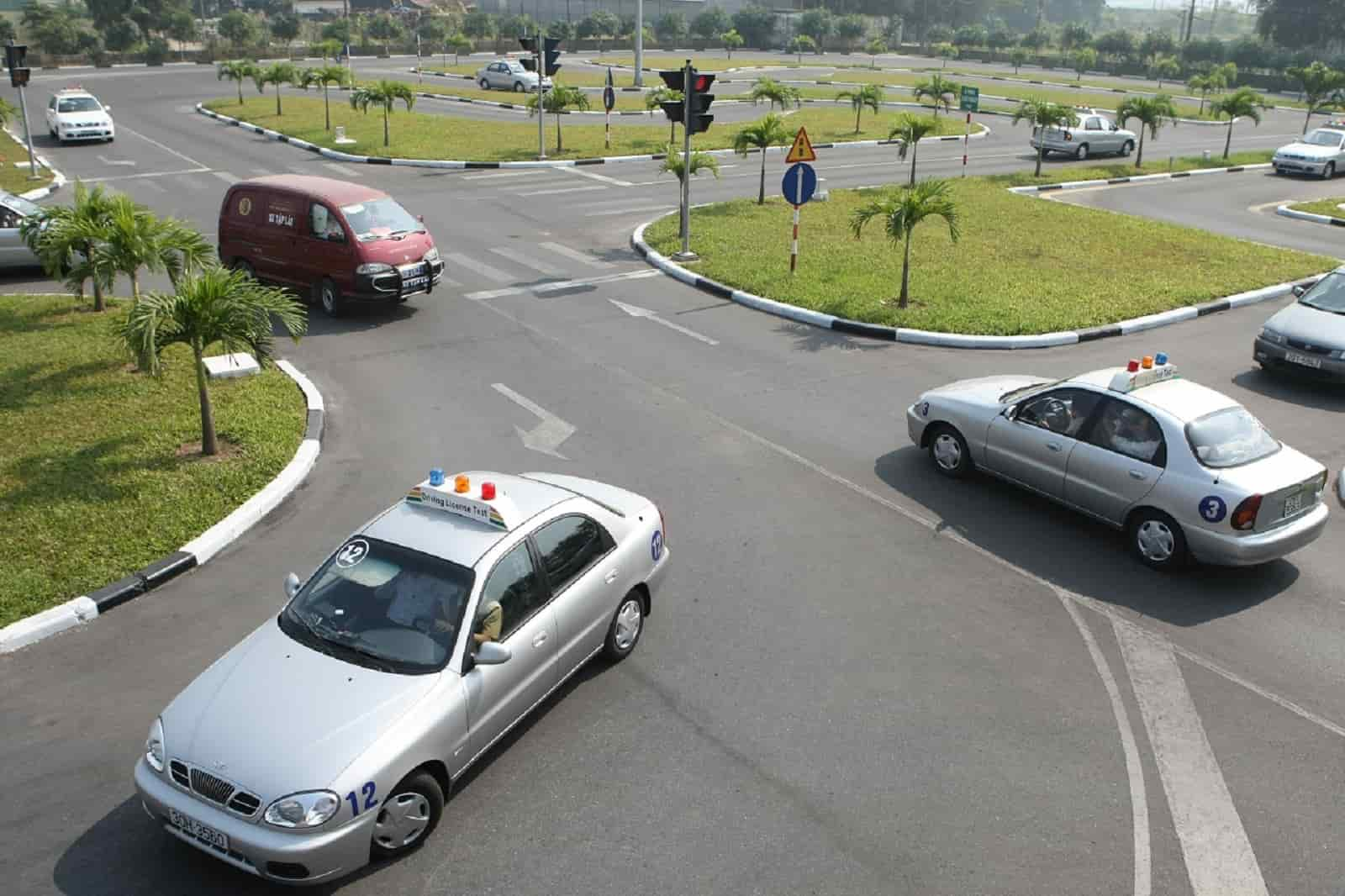 Trường Dạy Học Bằng Lái Xe Tải Hạng C1 Tốt, Giá Rẻ Quận 3 14 Trường Dạy Học Bằng Lái Xe Tải Hạng C1 Tốt, Giá Rẻ Quận 3 14