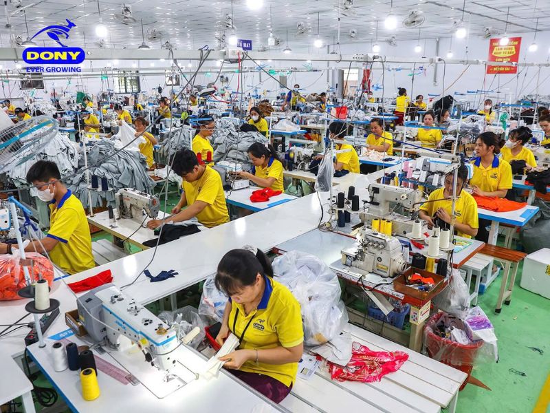 Top 5 Xưởng Chuyên May Đồng Phục Theo Yêu Cầu Phường Vĩnh Hội 11