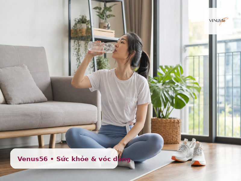 Uống nước đúng cách có hỗ trợ giảm cân không? 3 Thói quen uống nước đúng thời điểm hỗ trợ giảm cân lành mạnh